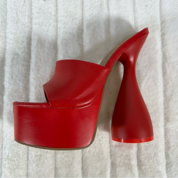 Ego 🧸 Red Funky Platform Heels Sz 5 - Picture 2 of 8
